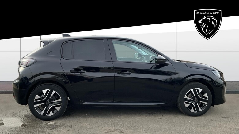 Peugeot 208 1.2 PureTech 100 Allure 5dr Petrol Hatchback